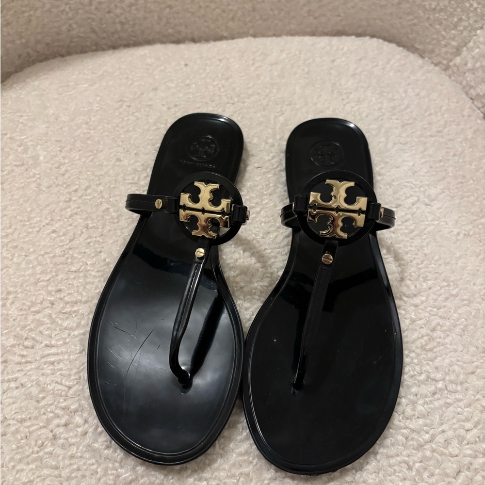 Tory Burch Jelly Black Sandals with Gold Logo - women’s 9